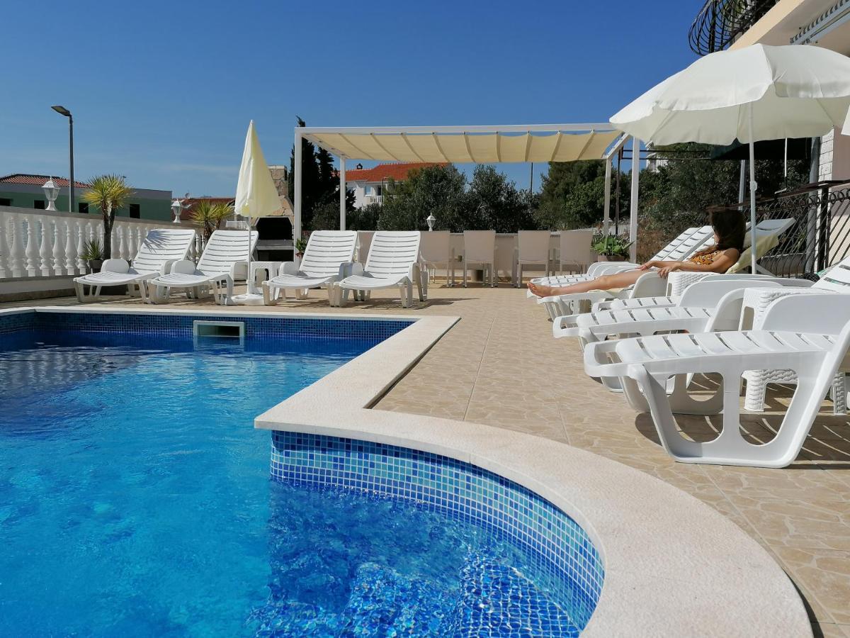 Apartments Curic Τρογκίρ Εξωτερικό φωτογραφία